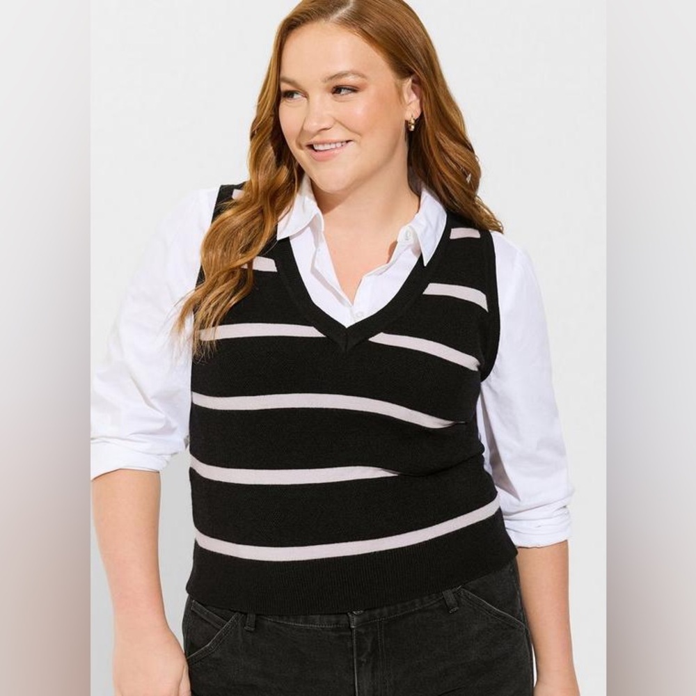 Torrid Everyday Soft Pullover Sweater Vest in Black Stripe, Women's 1X